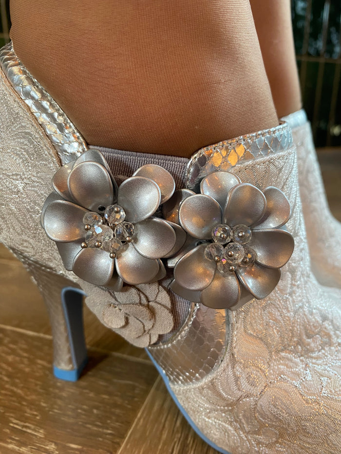 Electra (White/Silver)