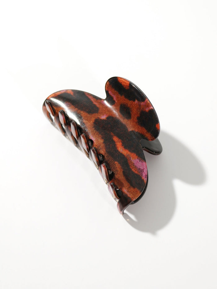 France Luxe Throwback Brown Leopard Print Classic Jaw Clip - Close-Up Detail | Hanky Panky