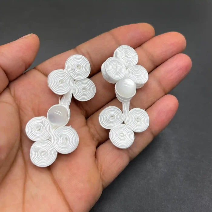 2 Pair | Beaded Five-Wheel Frog Fastener