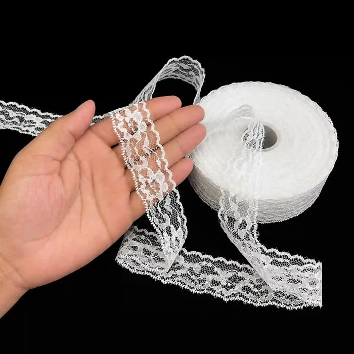 3 cm | White Delicate Narrow Lace | 5 Meters | SKU-61