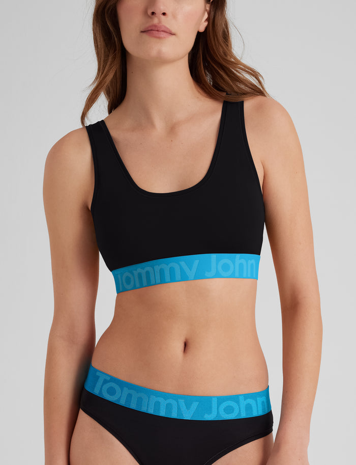 360 Sport Scoop Bralette::Black/Atomic Blue WB