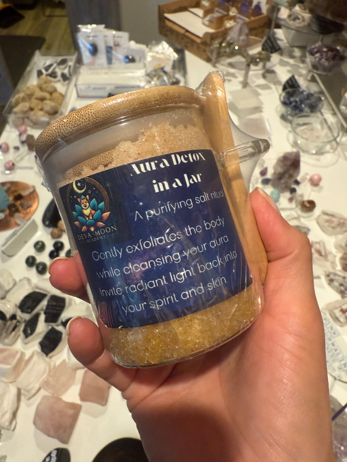 Aura Detox Scrub