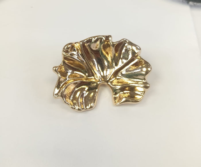 Abstract Organic Leaf Style Buttons