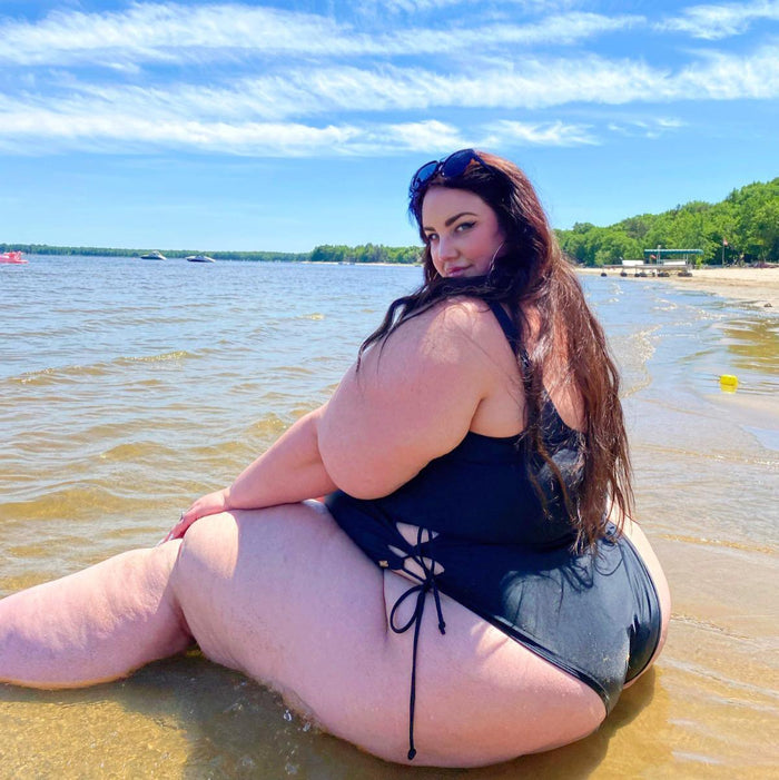 Babe with the Power Swimsuit - Snag