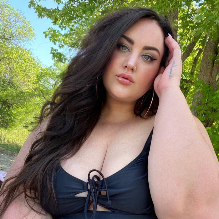 Babe with the Power Swimsuit - Snag