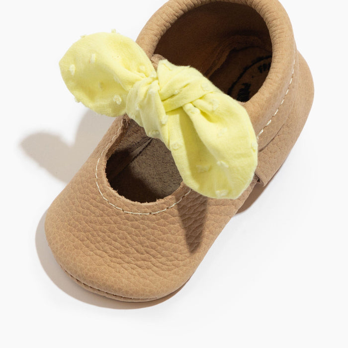 Banana Cream Knotted Bow Baby Shoe - Babies in Bloom