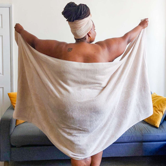 Big Softee Towel - Almond