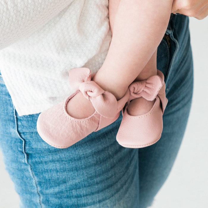 Blush Knotted Bow Baby Shoe - Babies in Bloom