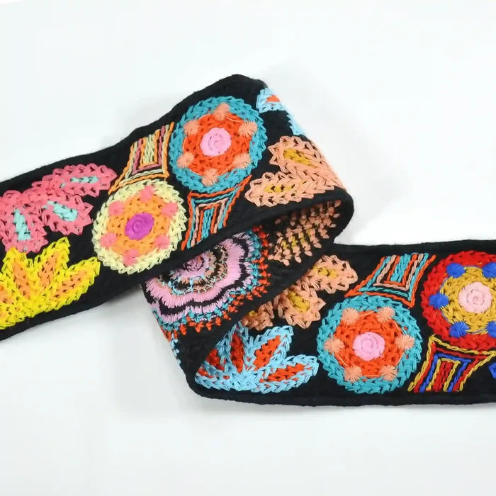 Bohemian Floral Crochet Embroidered Lace Trim