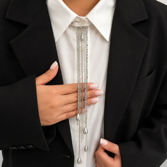 Chain Tassel Brooch Pin