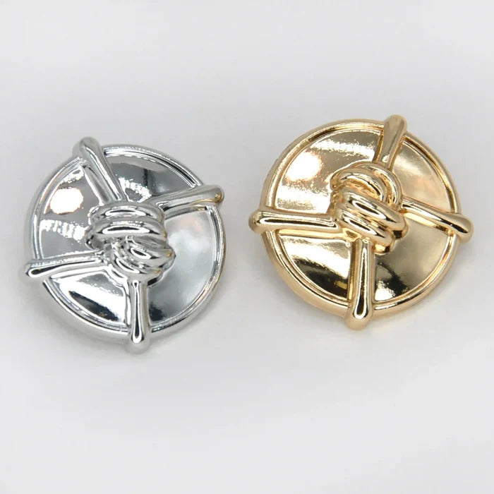 Cloverleaf Knot Button | 15mm(24L), 18mm(28L) & 20mm(32L)