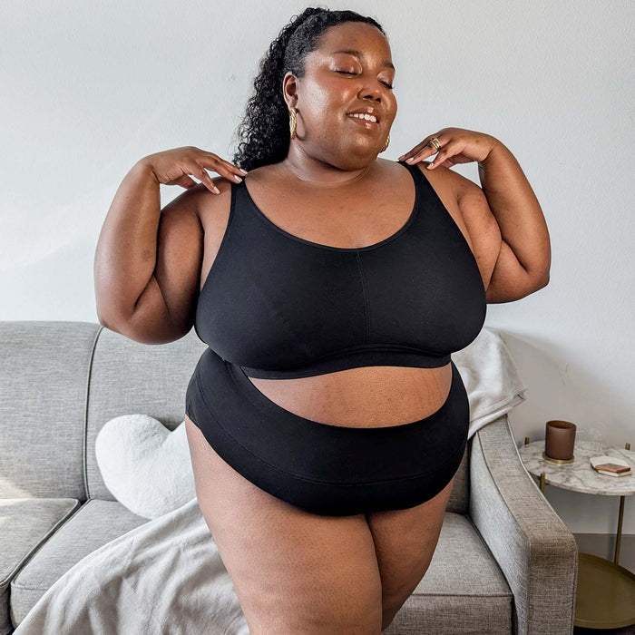 Ebony - Size 7 - Full Cup