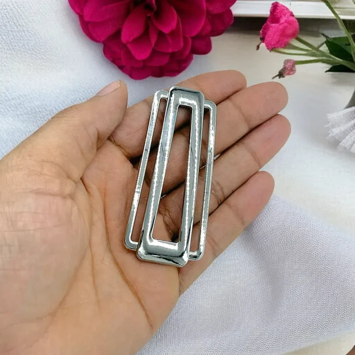 Contour Frame Buckle
