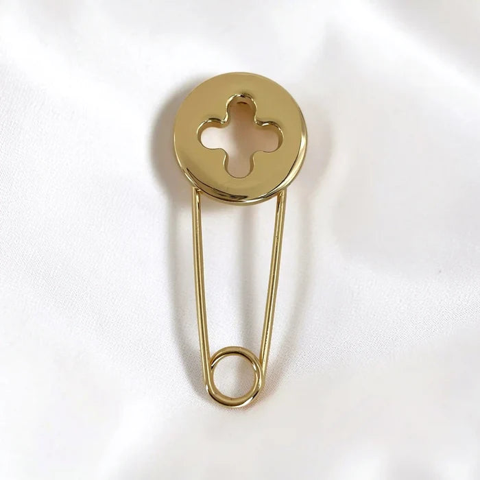 Decorative Kilt Brooch Pin