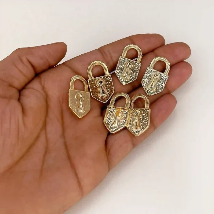 Decorative Lock Shank Buttons | 28mm(44L) M72