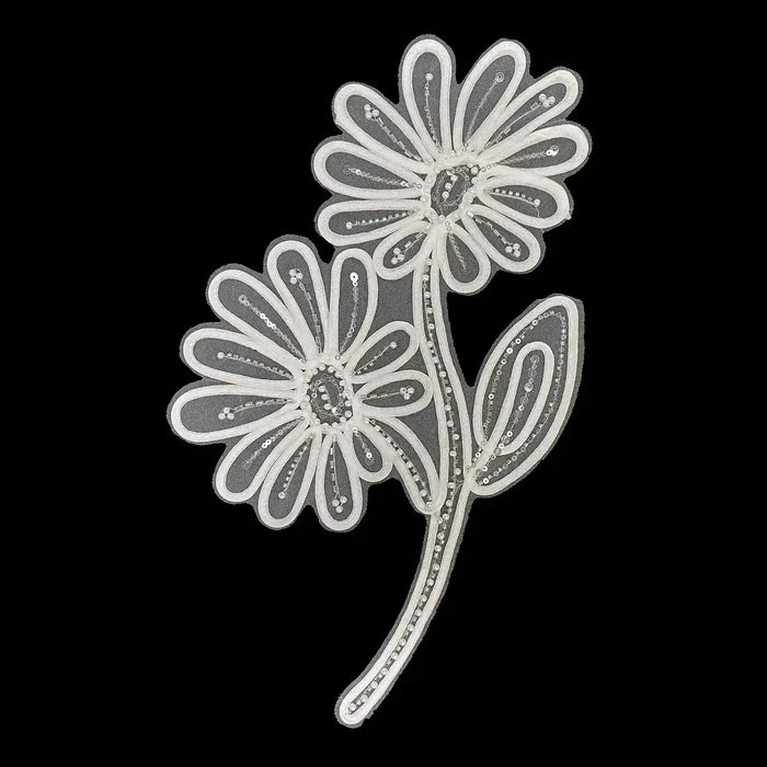Delicate Floral Scallop Eyelash Trim Patch