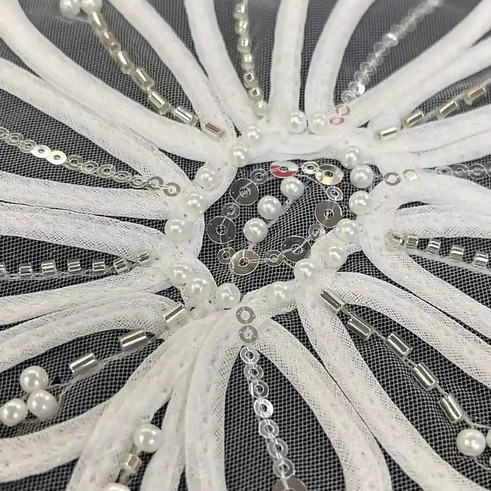 Delicate Floral Scallop Eyelash Trim Patch