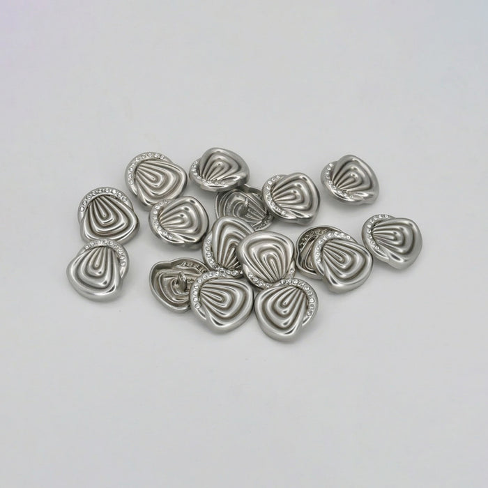 Silver / 18mm(28L) / 50 Buttons