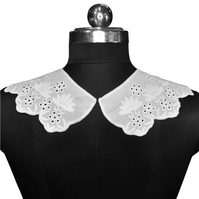 Ani Accessories Edwardian inspired Peter Pan collar for dresses, tops and historical fashion looks