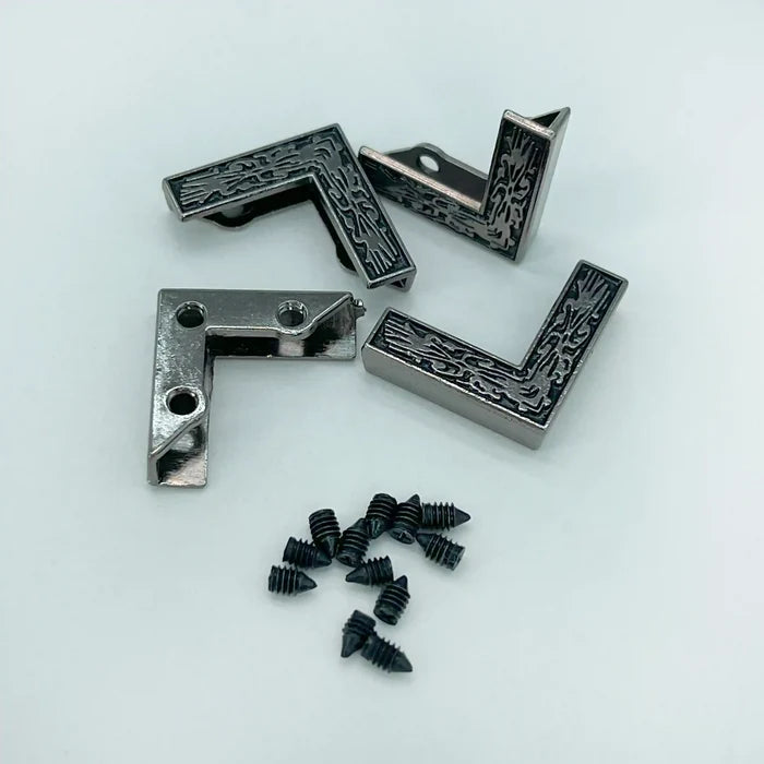 Engraved Style Collar Tips