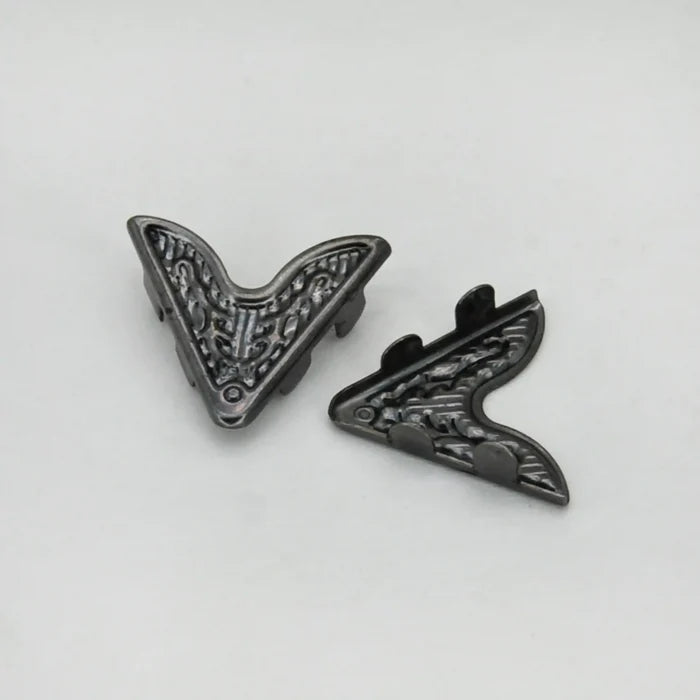 Engraved Western Filigree Collar Tip