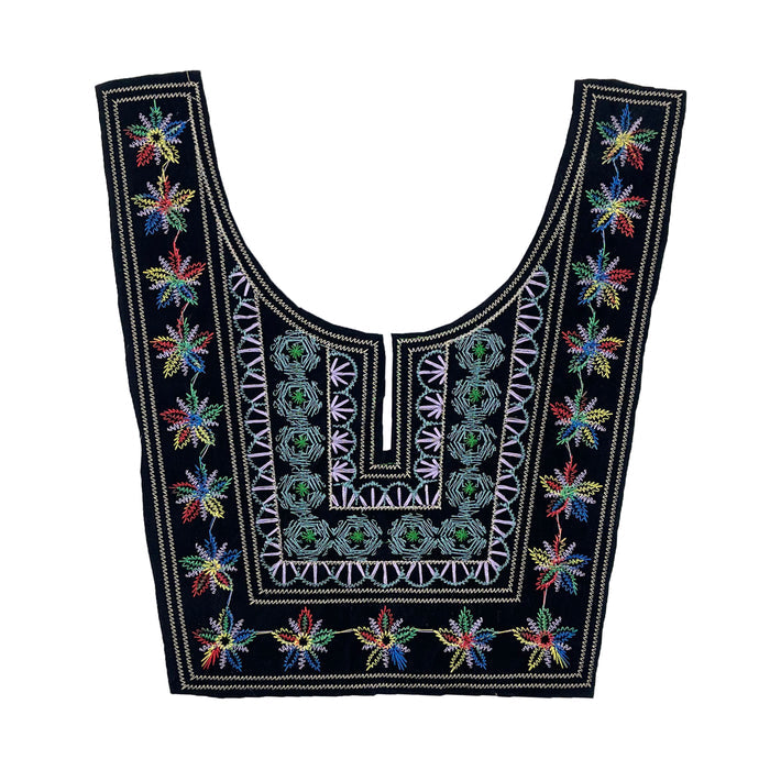 Ethnic style embroidery neckline