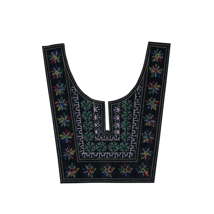Ethnic style embroidery neckline