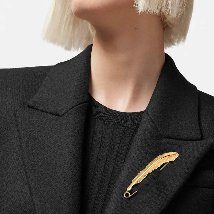 Ani Accessories metal safety pin can be used as brooch pin for western wear, jackets, tops, and fashion apparel styling.