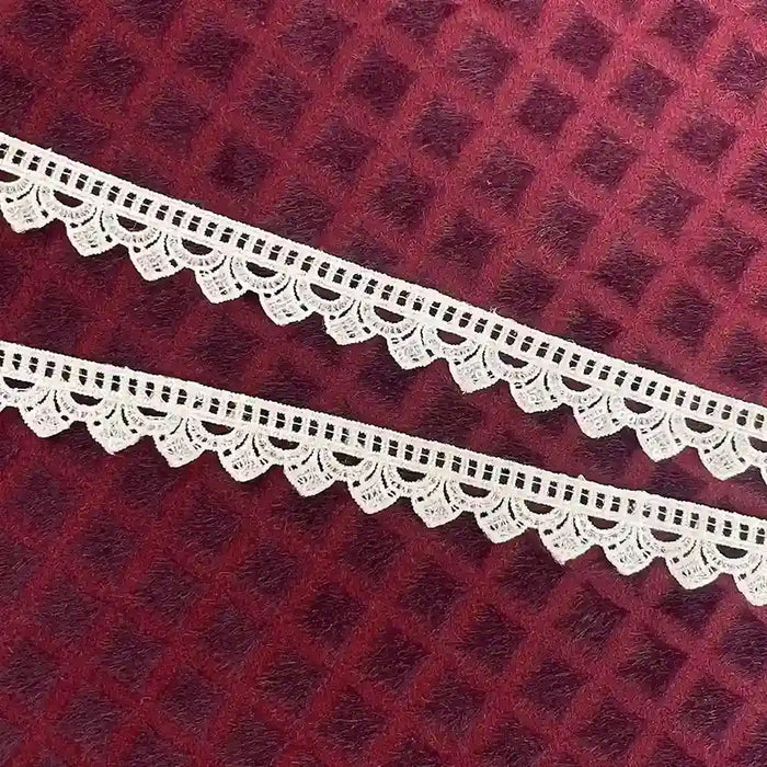 Gridwork Scallop Lace trim | 2 meter