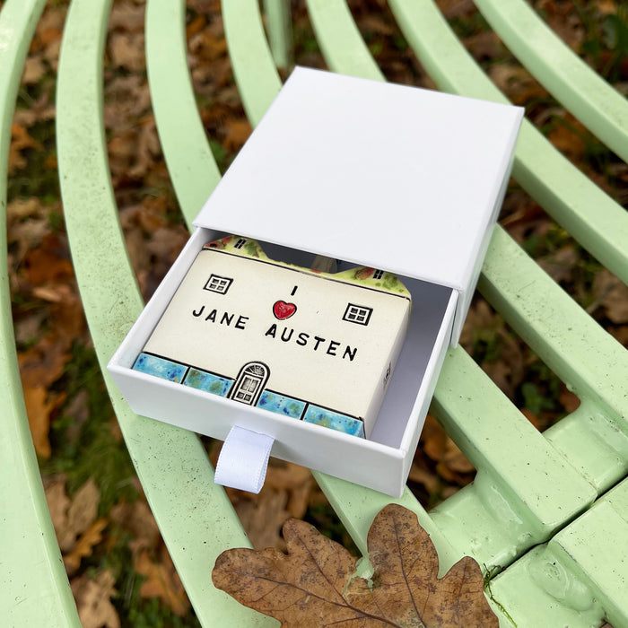 "I  ❤️ Jane Austen" Ceramic House - Exclusive