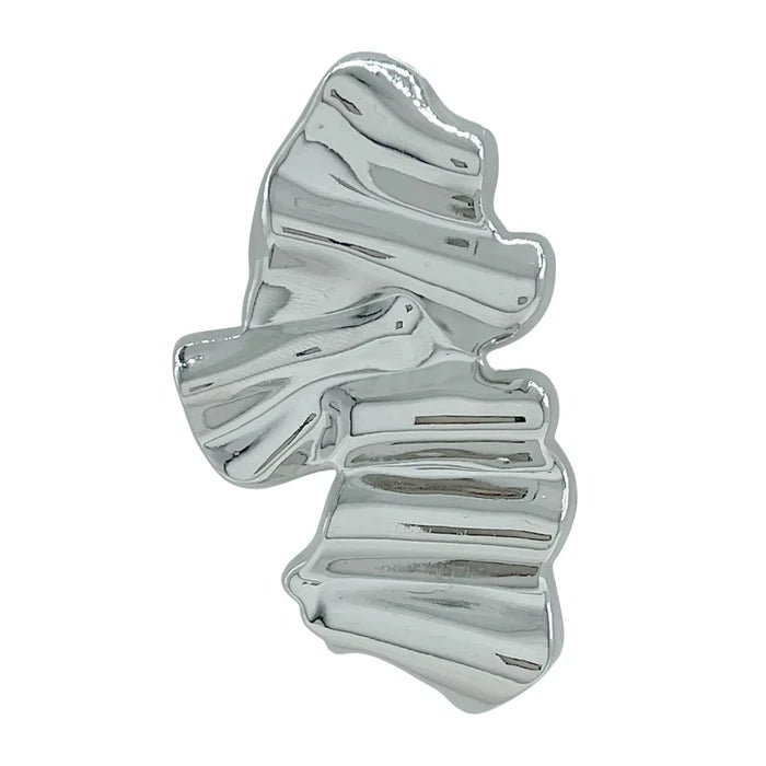 Ani Accessories Sculpted Silver Abstract Buckle  Zooming image of the buckle in the white background.
