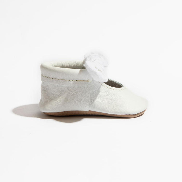 Ivory Swiss Dot Knotted Bow Baby Shoe - Babies in Bloom