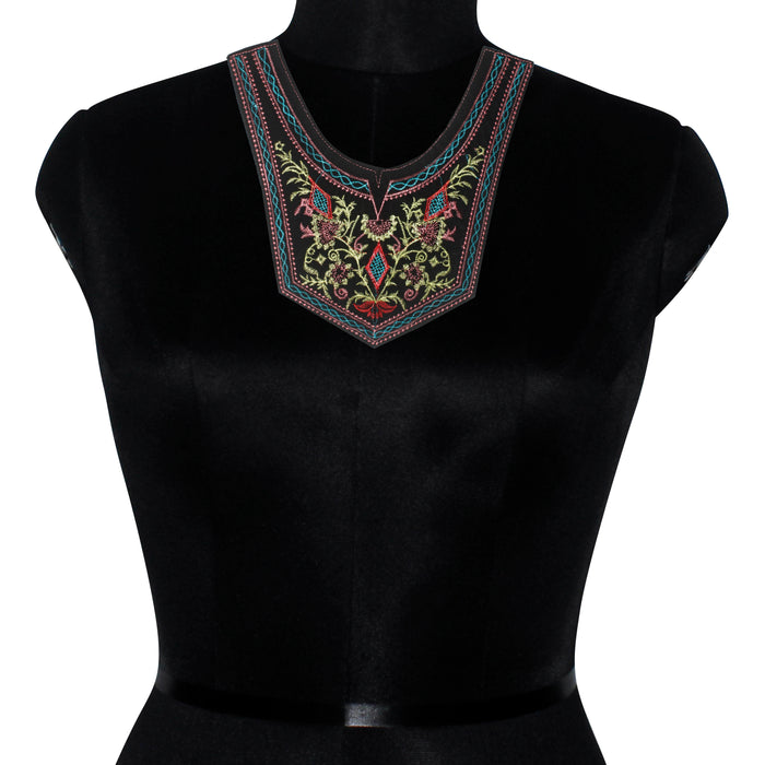 Leafy Labyrinth Ethnic Neckline