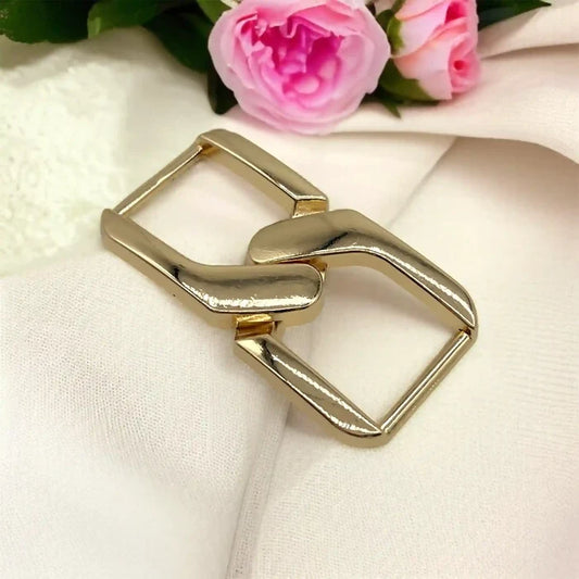 Link Style Buckle
