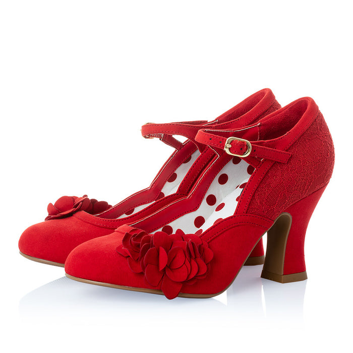 Lynn (Red) - rubyshoo