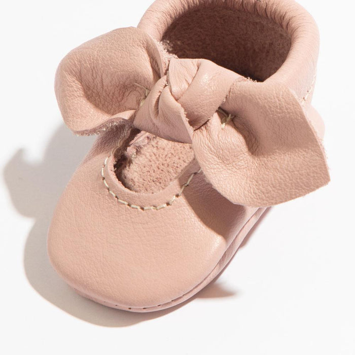 Newborn Blush Knotted Bow Baby Shoe - Babies in Bloom