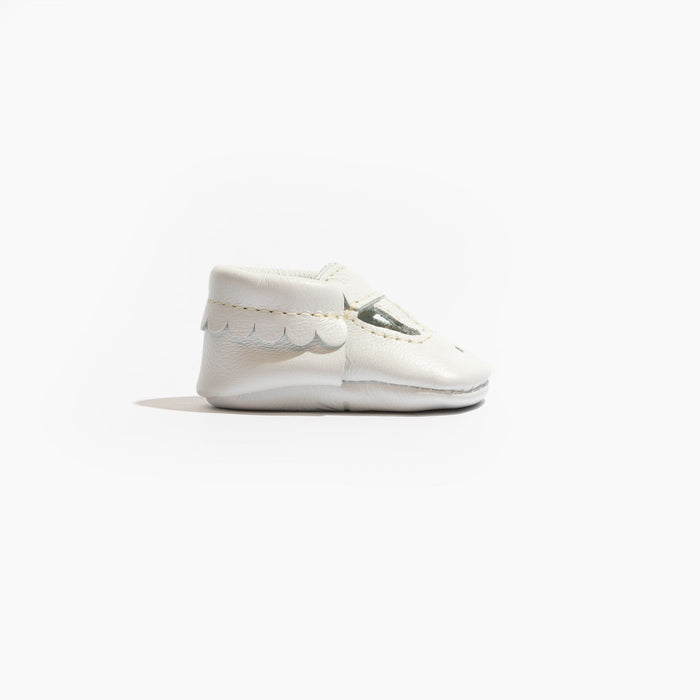 Newborn Bright White Mary Jane Baby Shoe - Babies in Bloom