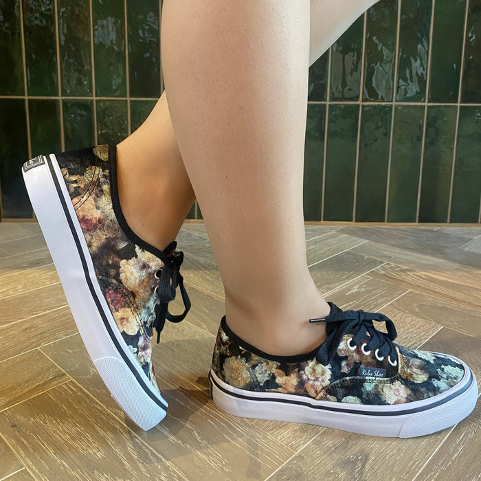Nicole and Matching Adelaide Bag Black Floral