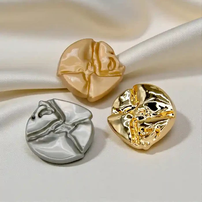 Organic Wavy Cutout Button | 18mm(28L), 20mm(31L) & 23mm(36L)