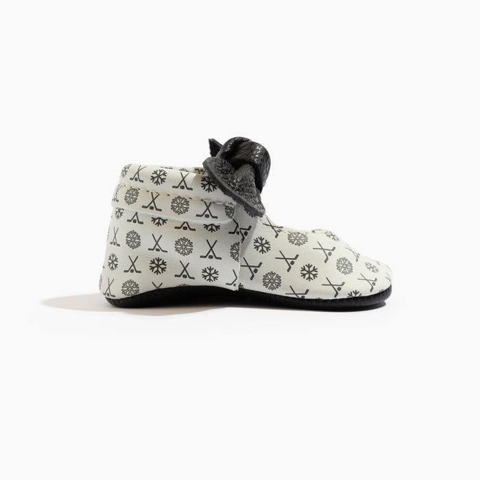 Power Play Knotted Bow Baby Shoe - Babies in Bloom