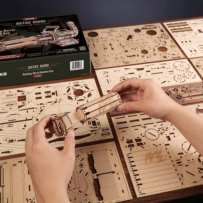 ROKR Rotating-Barrel Machine Toy Gun 3D Wooden Puzzle LQA01, mechanical wooden toy gun 3D puzzle, in-use demonstration
