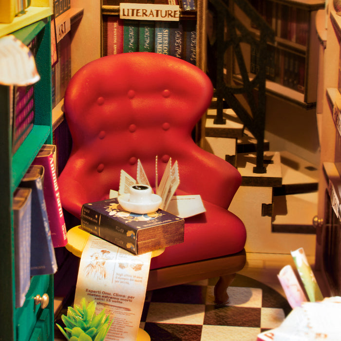 Rolife Bookstore Book Nook TGB07 DIY book nook miniature kit, decorative miniature scene with figures