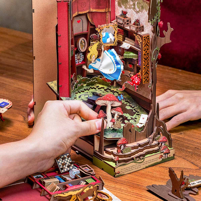 Rolife Fall into Wonder DIY Book Nook TGB12, 3D wooden book nook puzzle diorama, top-down view