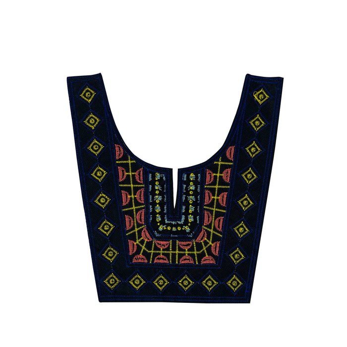 Round shape embroidery neckline
