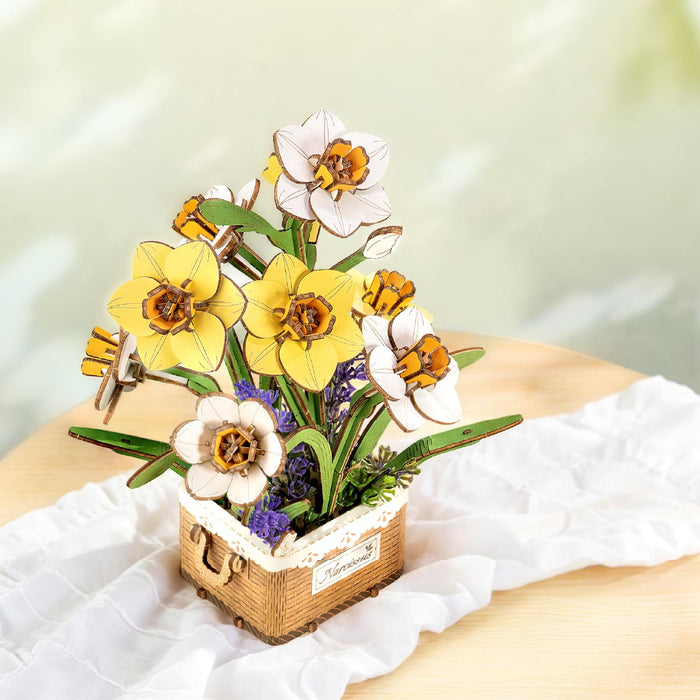 Rowood Narcissus Flower Bouquet Wooden 3D Puzzle TF002 3D wooden flower puzzle, detail of decorative elements and finish