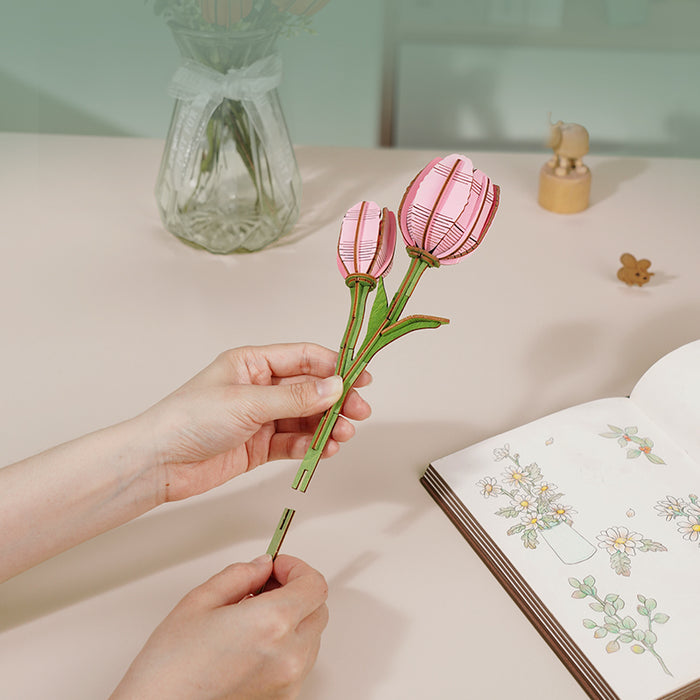 Rowood Pink Tulip DIY Flower 3D Wooden Puzzle TW082, 3D wooden DIY flower puzzle, close-up detail