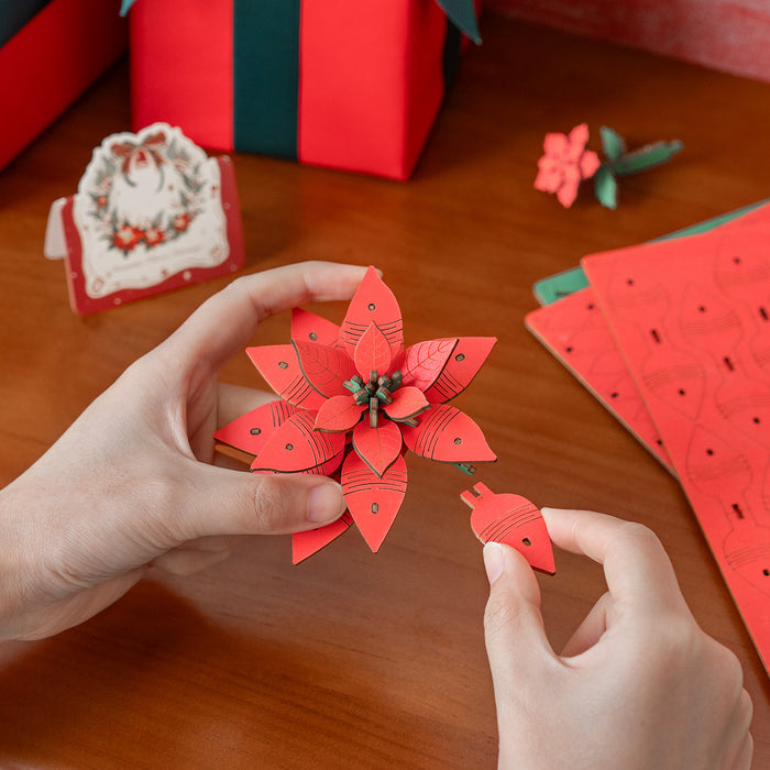 Rowood Poinsettia Flower Bouquet 3D Wooden Puzzle TF001 3D wooden flower puzzle, detail of decorative elements and finish