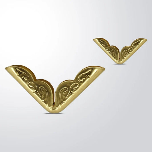 Set of 4 Vintage  Gold Collar Tips