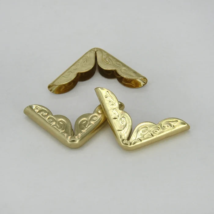 Set of 4 Vintage  Gold Collar Tips