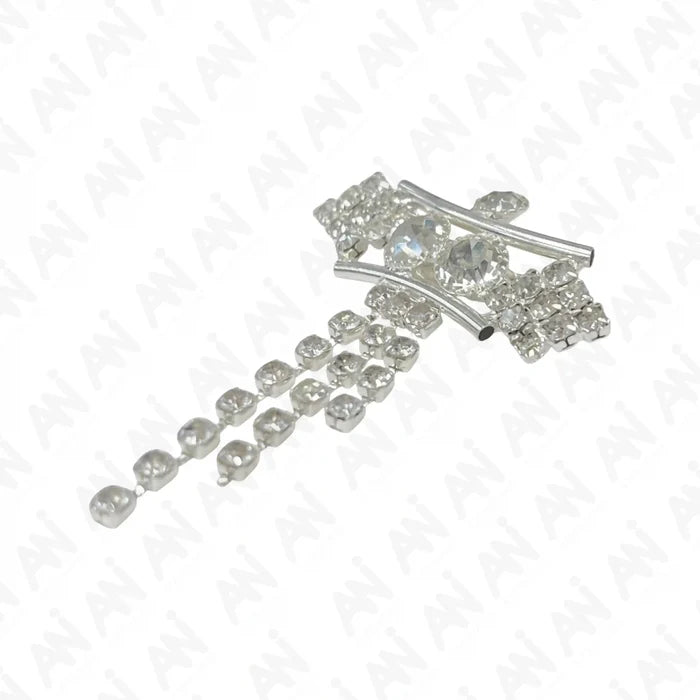 Shiny Silver Rhinestone & Crystal Brooch for Enhance Fashion with elegant design and sparkling crystals